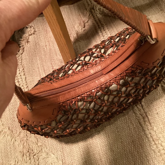 COLE HAAN DARA COLLECTION BROWN LEATHER WOVEN HANDBAG - Picture 8 of 13